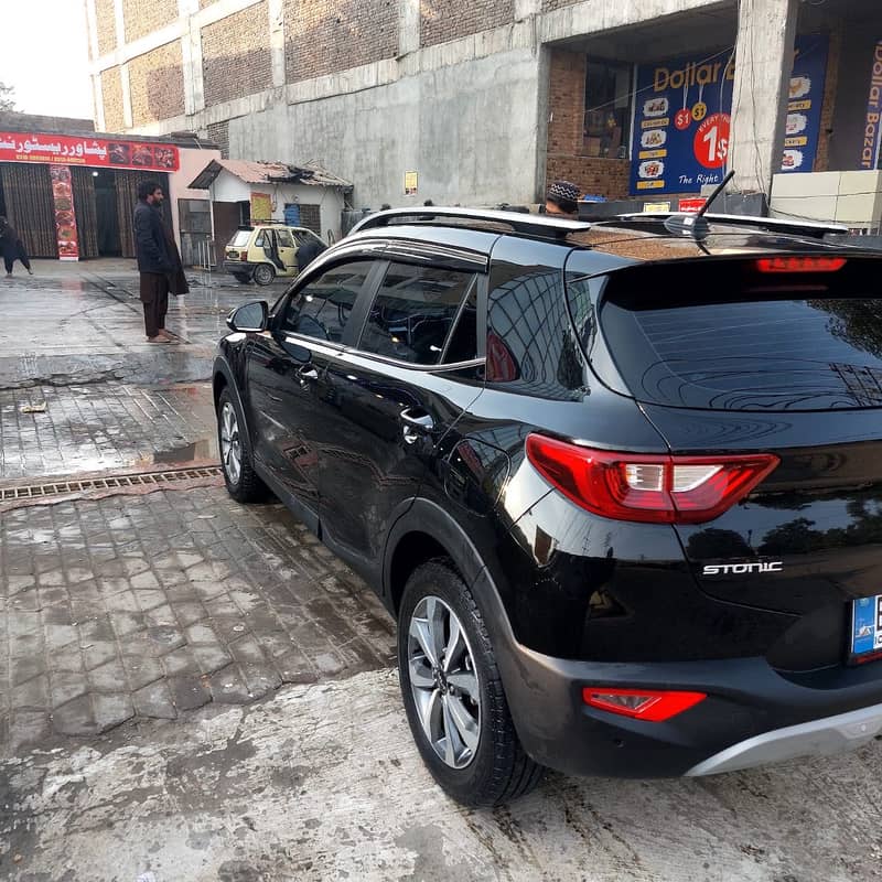 kia stonic 1