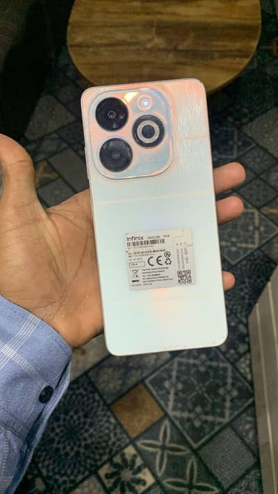 infinix smart 8 pro 4rm 128 gb condition 10/8
