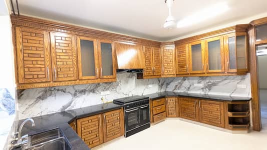 FOR RENT Fully Renovated Triple Storey House Available in F_6/3