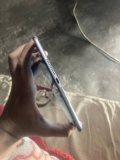 iPad mini 5 64 Gn PUBG beast device