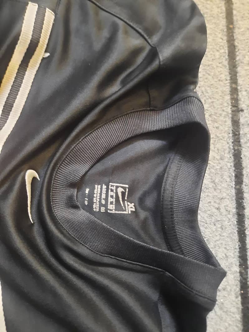 premium  quality kit 4