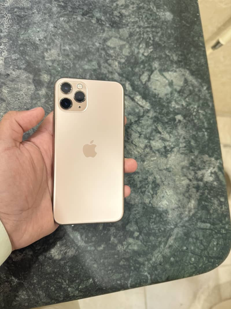 iPhone 11 Pro 0