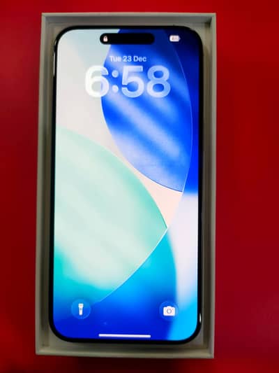 Apple iPhone 15 Pro Max 10/10 - duel E Sim