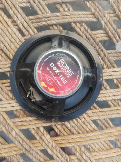 Reding Audio COX-162 6.5-inch coaxial car speaker.