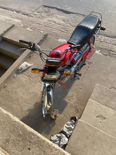 Honda 70 23/24 all ok koi Kam nhi hona wala 03248728510