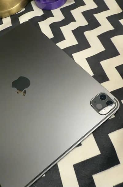 Apple iPad pro M1 chip