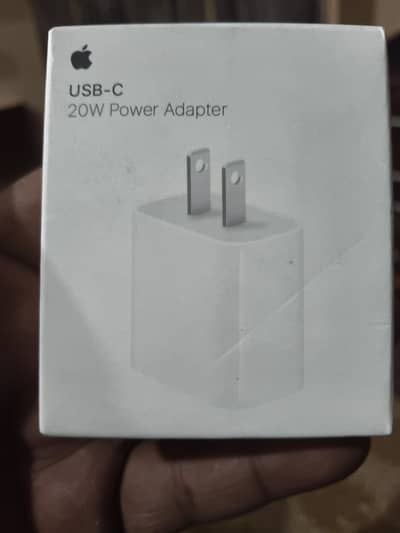 adapter or cable I phone ki  original hai