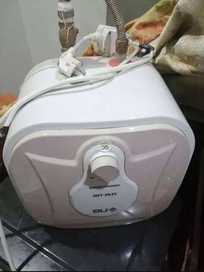 Instant Electric geyser 5 litres