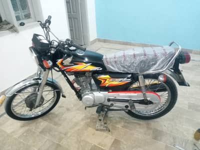 honda 2021 ka 12 month ke ha. call me arjant  03022498601