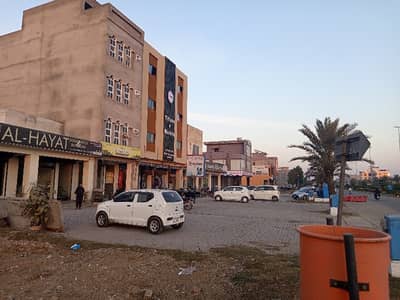 Main Double Road 3 Marla Commercial Plot In Only Rs. 14500000