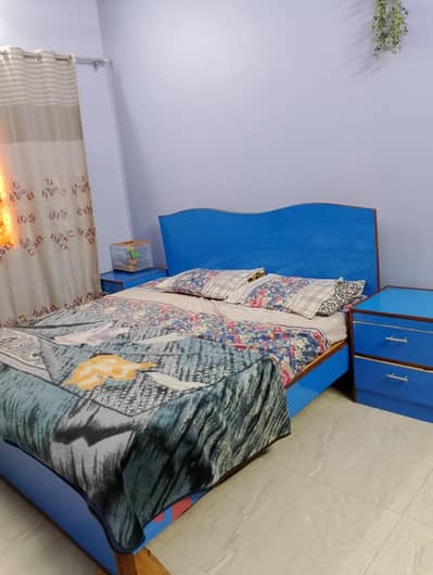 dable bed two site table and dressing table