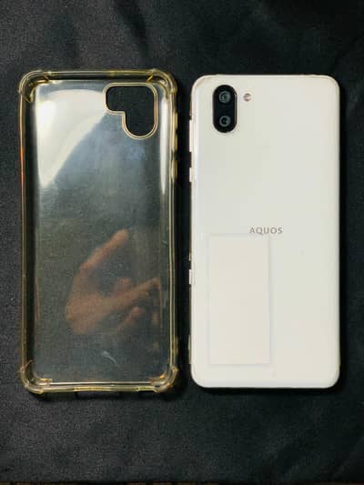 sharp Aquos r3 Official pta approved guaranteed tax paid 10/9 condi