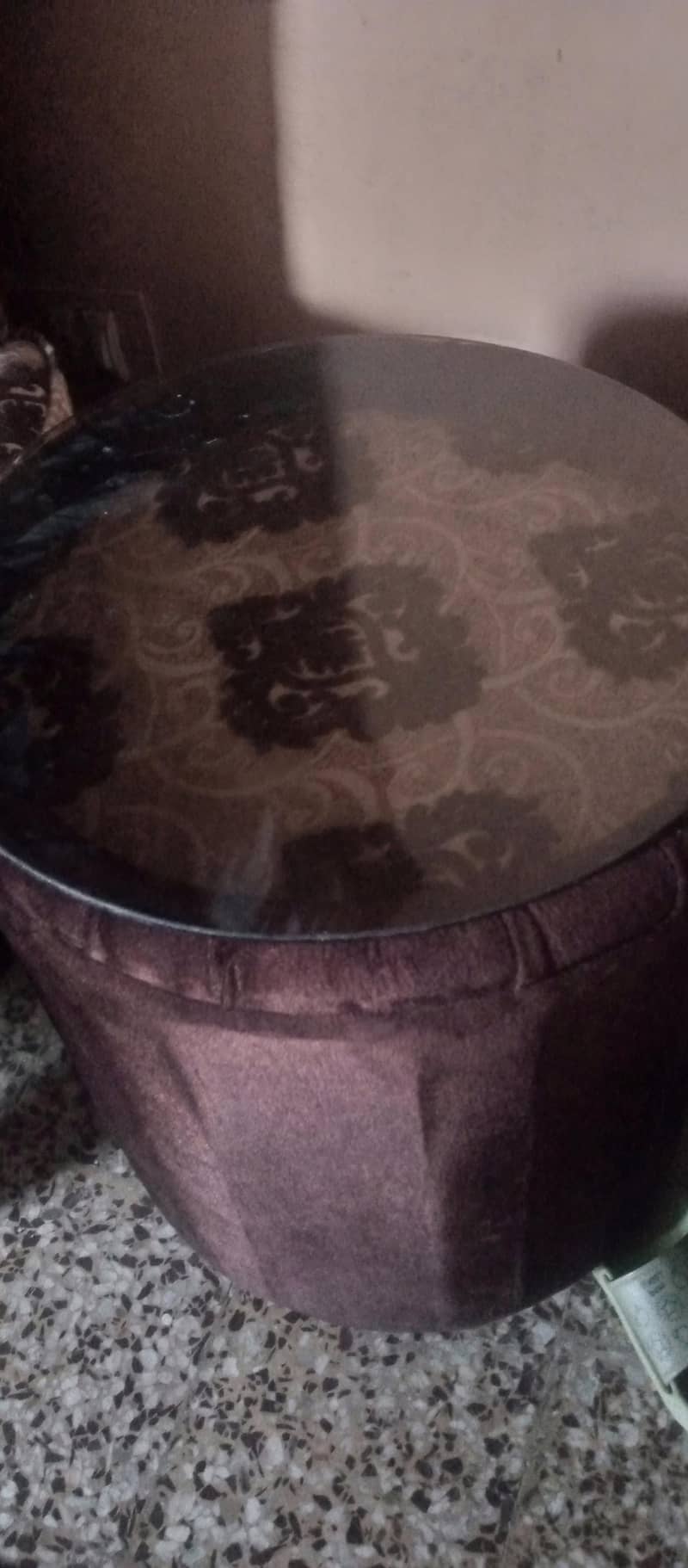 2 sofa with round table 2