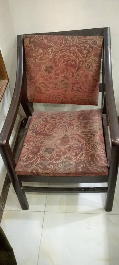 chairs/used chairs/old chair