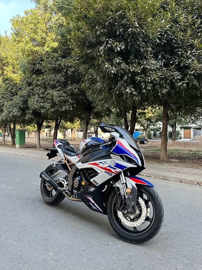 BMW 1000 rr replica heavybike 400cc