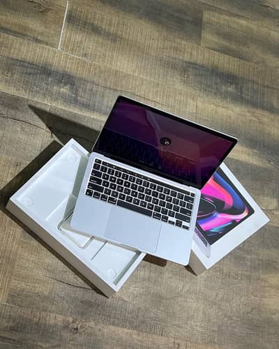 MACKBOOK M2 Pro _ 8/256gb Storage _ 13inches