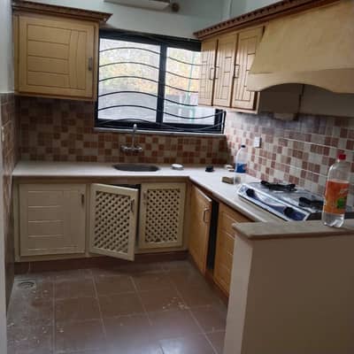 4.5 Marla triple storey House for rent in G-13/4 Islamabad