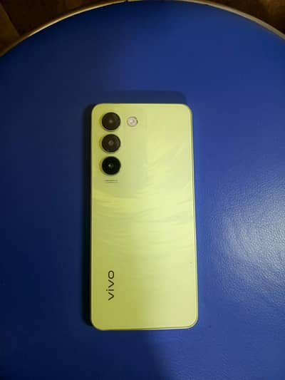 Vivo y100 8gb 256gb PTA scy change