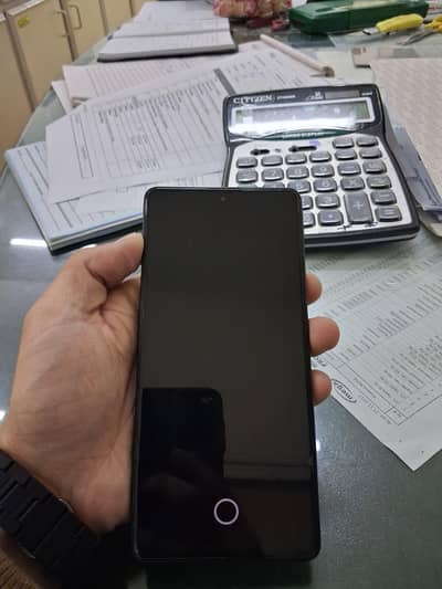 Redmi note 13 pro 10/10 condition with original charger and box