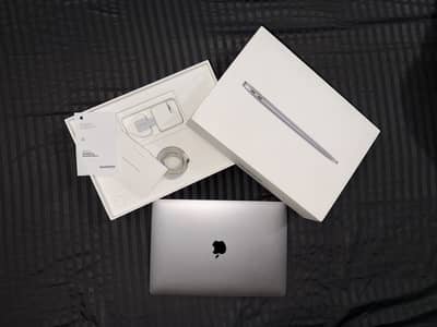 MacBook Air M1 (2020) - 8GB/256GB Used