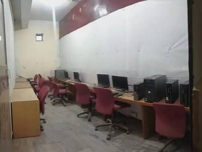 Office Furniture/Office Table/Office chairs/Workstations/Furniture