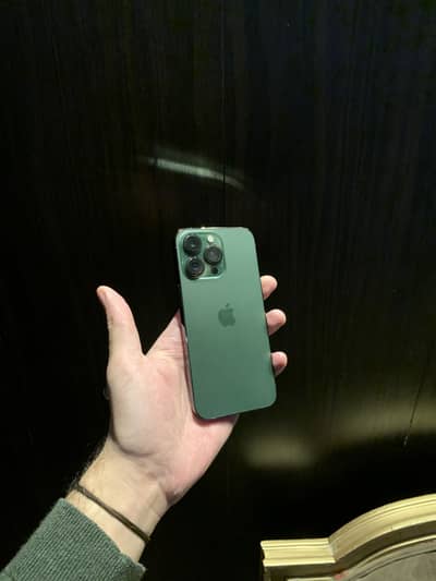 iPhone 13pro Factory Unlocked non pta 10/10 condition water packed