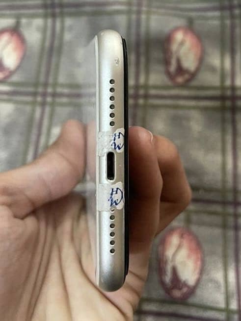 Iphone 11 3