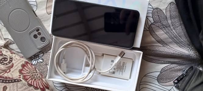 vivo y21 4+64 complete box