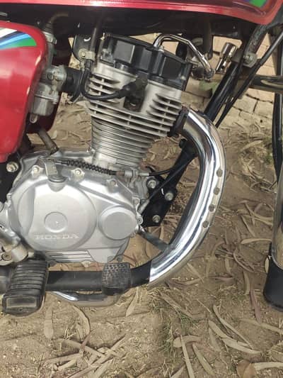 Honda 125 22/23 exchange offer CD 70