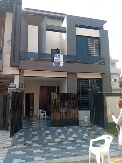 5 marla brand new house for sale in rose block