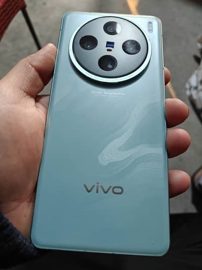 vivo x100s