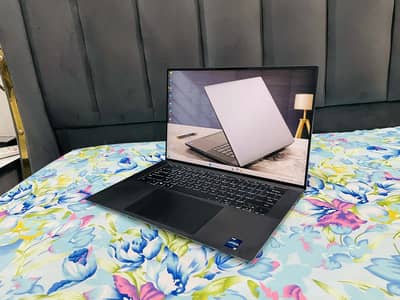 Dell Precision 5560 Workstation 11th Gen C-i7 Titan Grey Aluminium