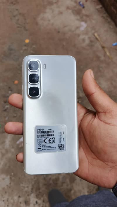 infinx hot 60 pro puls PTA official 11 month warranty Baki Hai price f