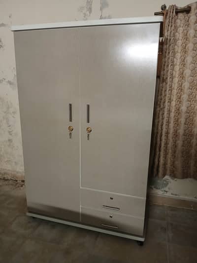 4 single beds new only 3 months used