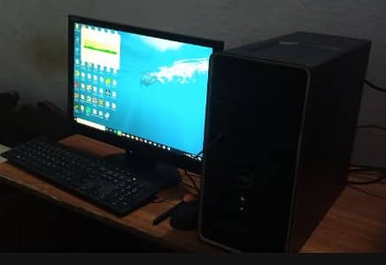 Core i7 3770, 12 GB RAM, 200 GB SSD, 320 GB HDD, 1GB GPU + LCD