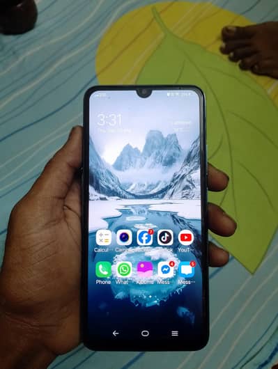 vivo S1  4/128 GB PTA approved box with charger and phone 