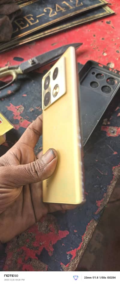 infinix note 40 pro 10by10 sale urgnt