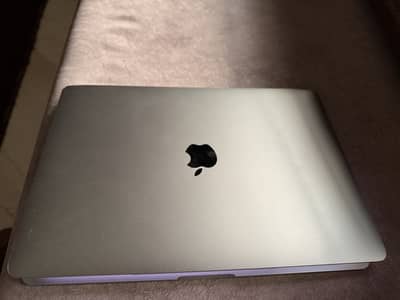 MacBook Pro 13 inch, 2020 i5