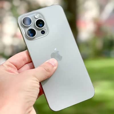 16 Pro Max 256 Gb 98%  Battery Health Non Pta Natural Titanium Color