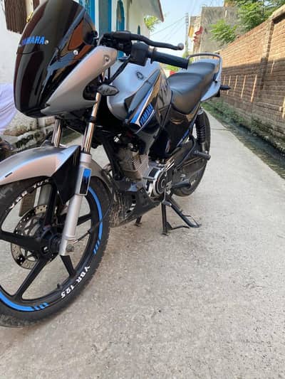 Yamaha ybr125