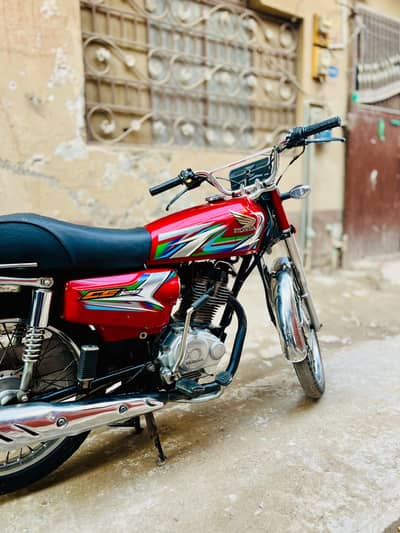 Honda CG 125 model  2023 urgent for sale