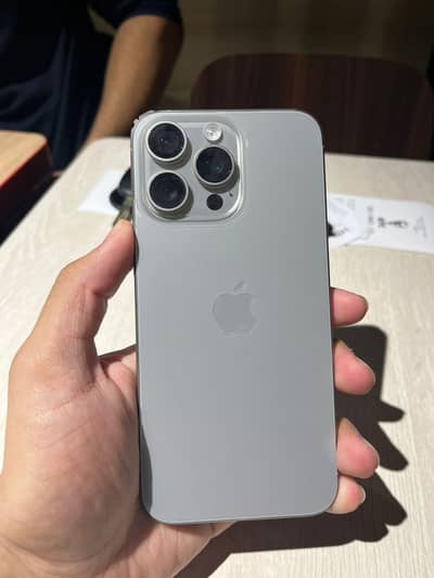 Iphone 15 pro max (256gb)