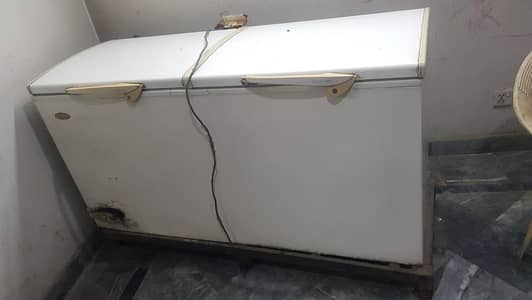 Two door waves freezer for sale