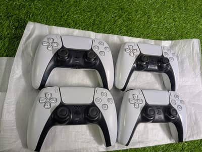 Ps5 original controllers