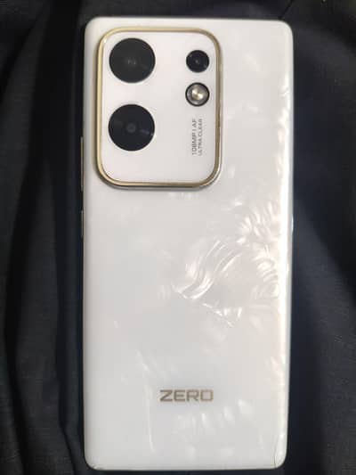 Infinix zero 30
