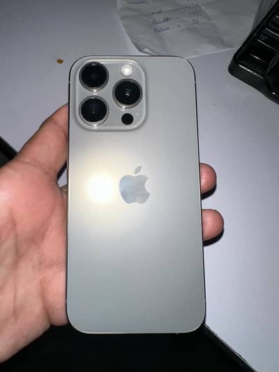 Apple iPhone 15 Pro