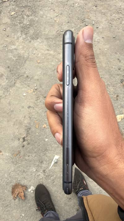 iPhone 11 PTA Approved