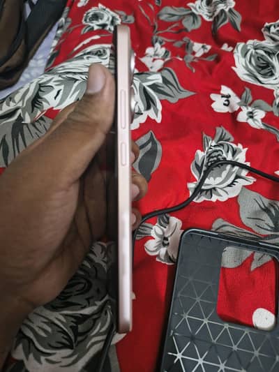 Realme 15 5G 12/512 10/10 condition 11months warranty with box charger