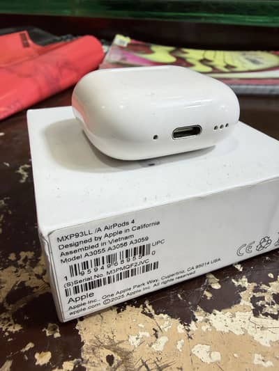 Airpods 4 noise cancellation