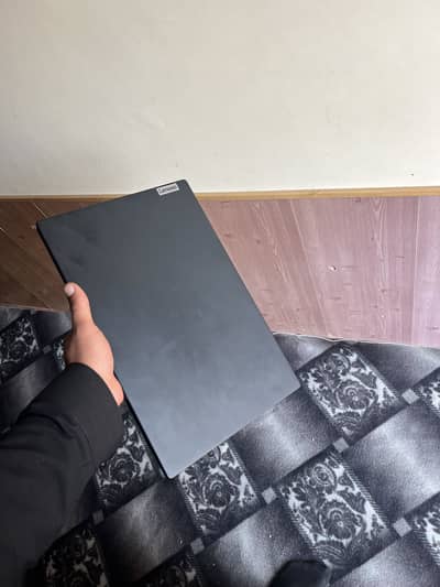 FOR SALE: Lenovo V15 G4 (13th Gen) - Like New!